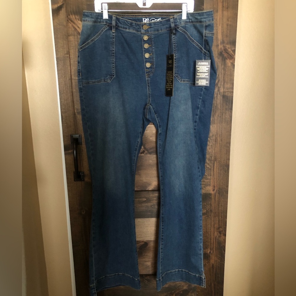 Stretch denim jeans by Diane Gilman